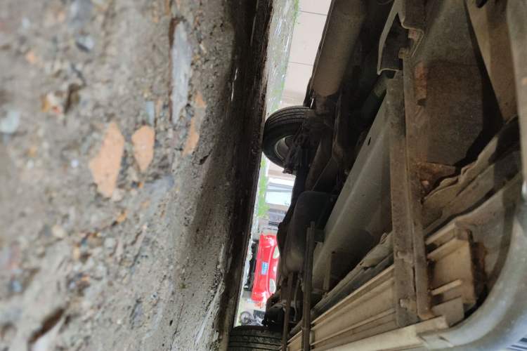Used HYOSOW S3 2016 1.5L Manual Comfort Version China IV Emission Standard Chassis Front Left