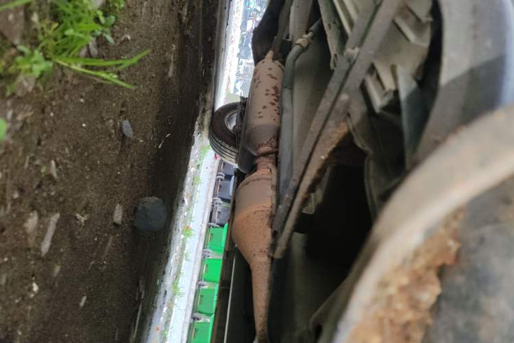 Used HYOSOW S3 2016 1.5L Manual Comfort Version China IV Emission Standard Chassis Front Right