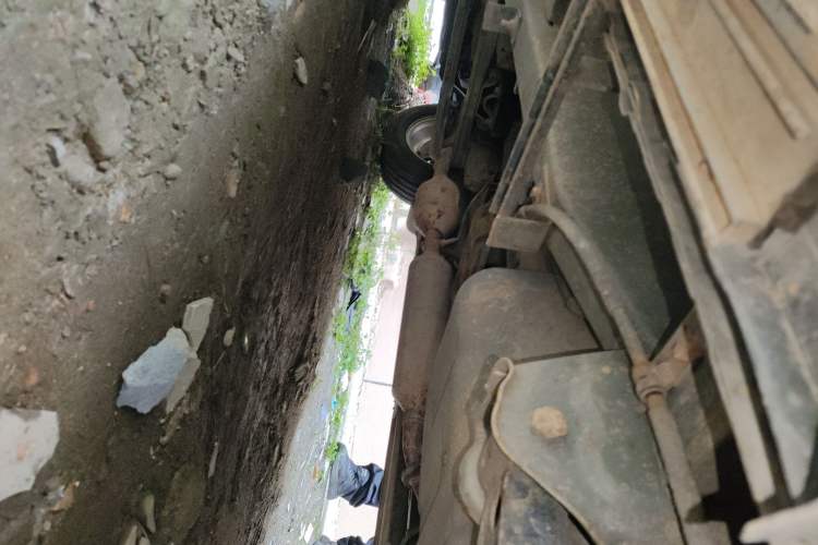 Used HYOSOW S3 2016 1.5L Manual Comfort Version China IV Emission Standard Chassis Rear Left