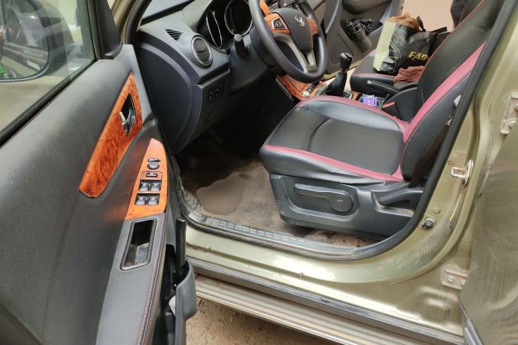 Used HYOSOW S3 2016 1.5L Manual Comfort Version China IV Emission Standard Driver Seat