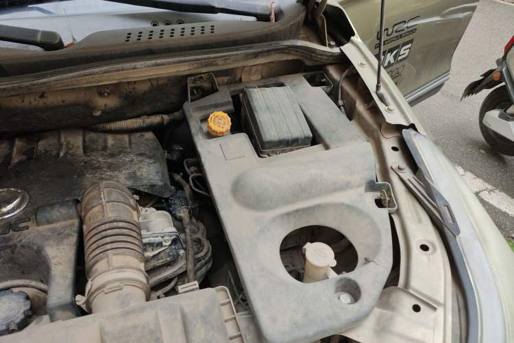 Used HYOSOW S3 2016 1.5L Manual Comfort Version China IV Emission Standard Engine Bay Left
