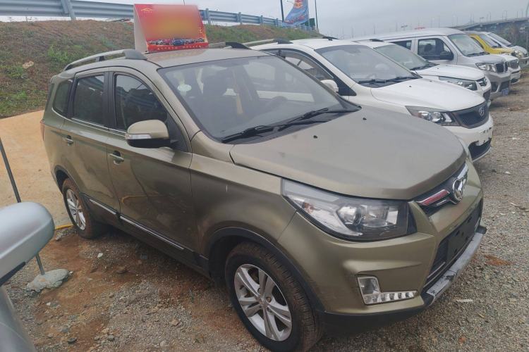 Used HYOSOW S3 2016 1.5L Manual Comfort Version China IV Emission Standard Exterior 2