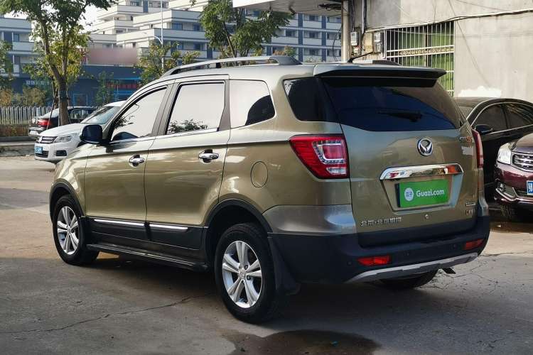 Used HYOSOW S3 2016 1.5L Manual Luxury Model China V Standard Exterior 5