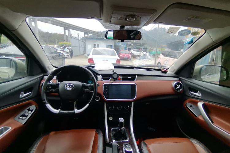 Used HYOSOW S3 2016 S3L 1.5L Manual Prestige Edition Interior 1