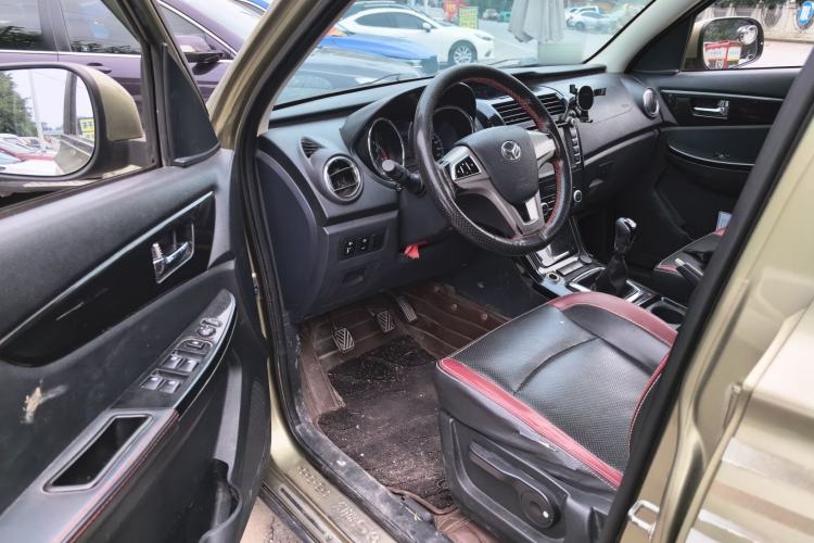 Used HYOSOW S3 2016 1.5L Manual Luxury Edition China IV Emission Standard Interior 2
