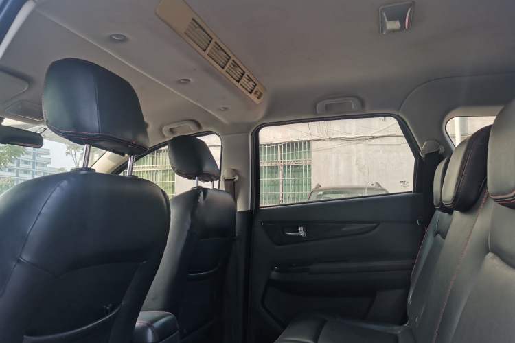Used HYOSOW S3 2016 1.5L Manual Luxury Model China V Standard Interior 5