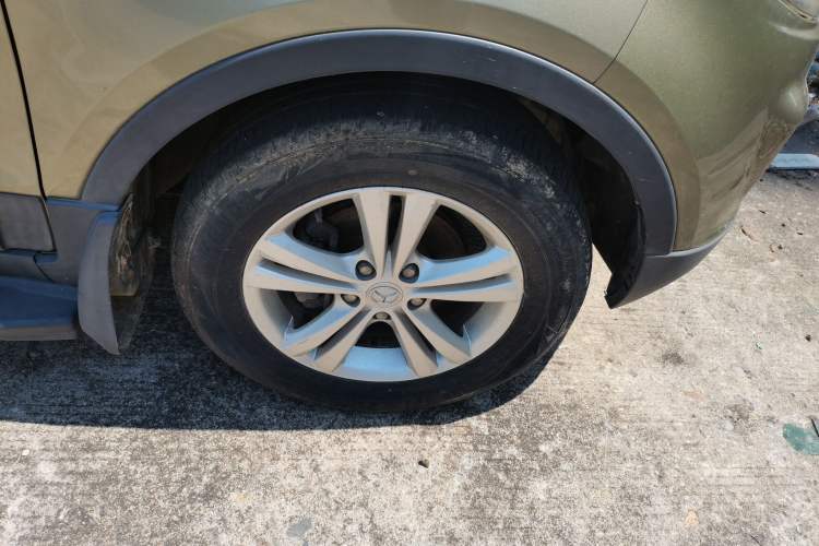 Used HYOSOW S3 2016 1.5L Manual Luxury Model China V Standard Right Front Wheel Hub