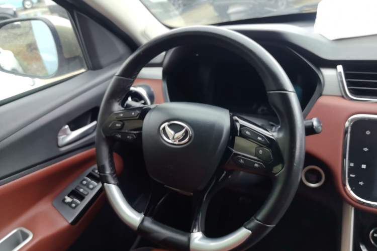 Used HYOSOW S3 2016 S3L 1.5L Manual Prestige Edition Steering Wheel