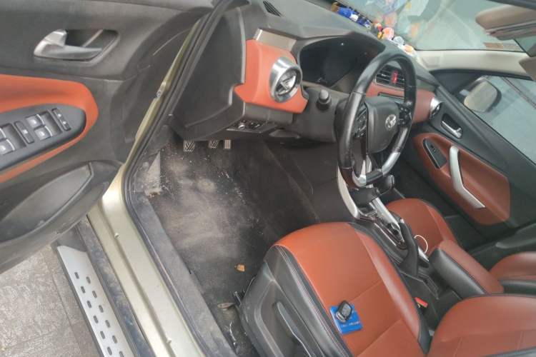 Used HYOSOW S3 2016 S3L 1.5L Manual Premium Edition Driver Seat