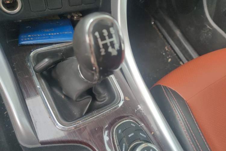 Used HYOSOW S3 2016 S3L 1.5L Manual Premium Edition Gear Lever
