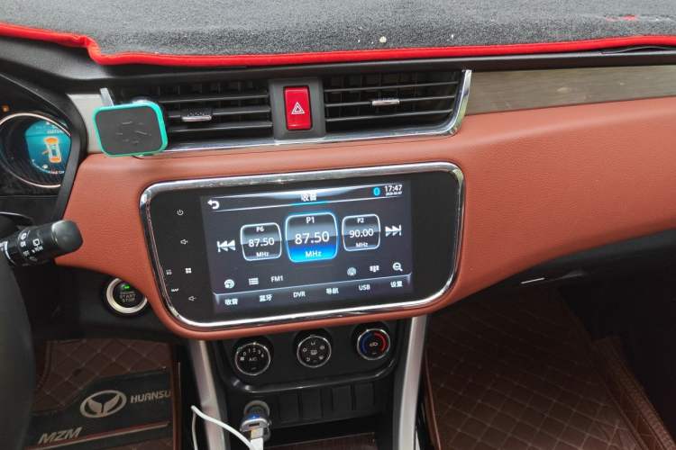 Used HYOSOW S3 2016 S3L 1.5L Manual Prestige Edition Audio And AC Panel