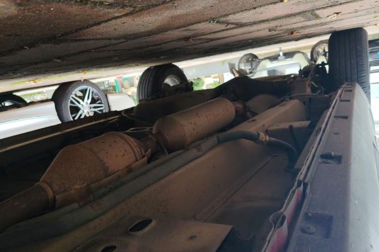 Used HYOSOW S3 2016 1.5L Manual Comfort Version China IV Emission Standard Chassis Front Right