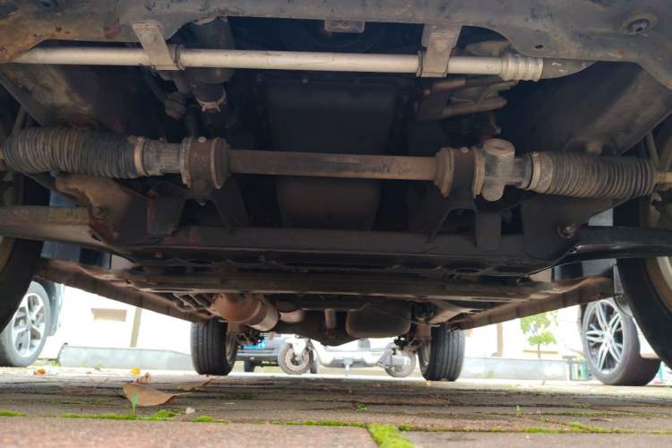 Used HYOSOW S3 2016 1.5L Manual Comfort Version China IV Emission Standard Chassis Front