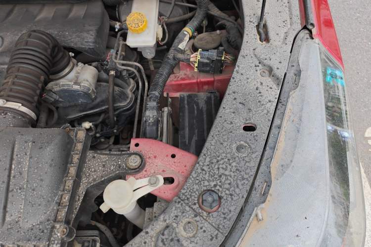 Used HYOSOW S3 2016 S3L 1.5L Manual Prestige Edition Engine Bay Left