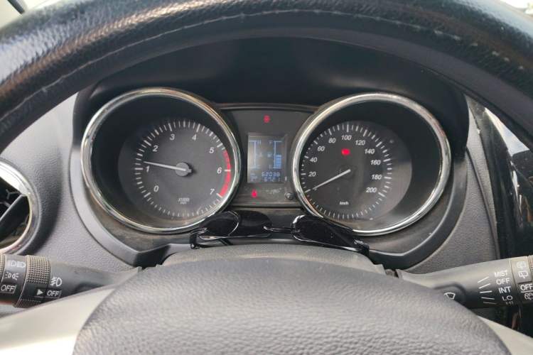 Used HYOSOW S3 2016 1.5L Manual Comfort Version China IV Emission Standard Instrument Cluster