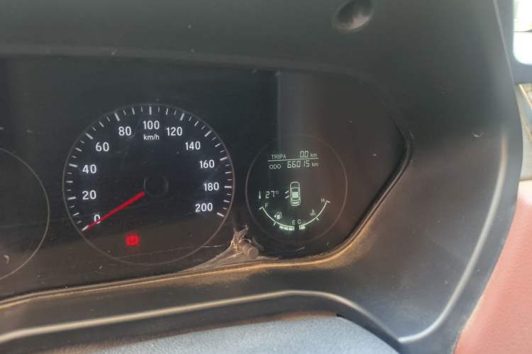 Used HYOSOW S3 2016 S3L 1.5L Manual Premium Edition Odometer Close Up