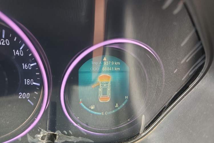 Used HYOSOW S3 2016 S3L 1.5L Manual Prestige Edition Odometer Close Up