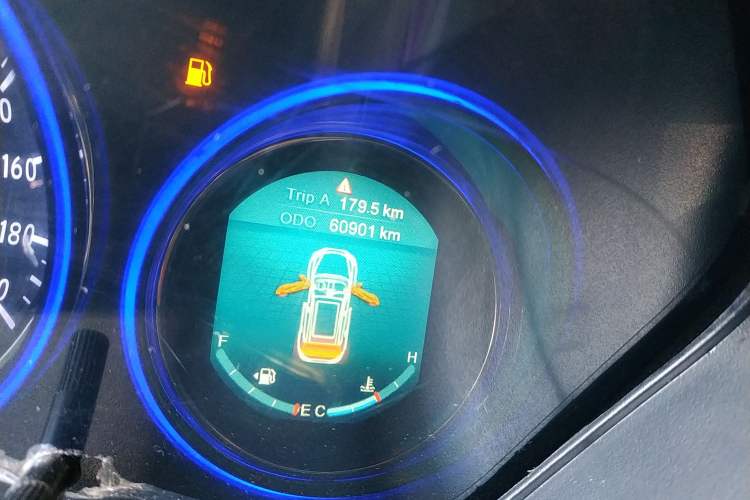 Used HYOSOW S3 2016 S3L 1.5L Manual Prestige Edition Odometer Close Up