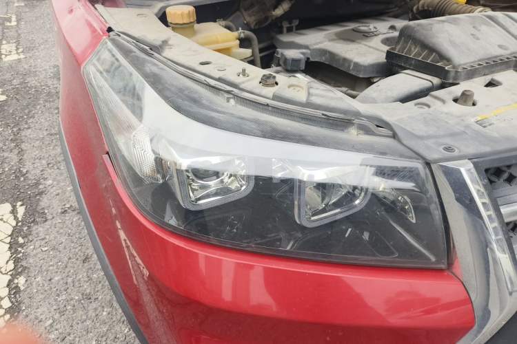 Used HYOSOW S3 2016 S3L 1.5L Manual Prestige Edition Right Front Headlight