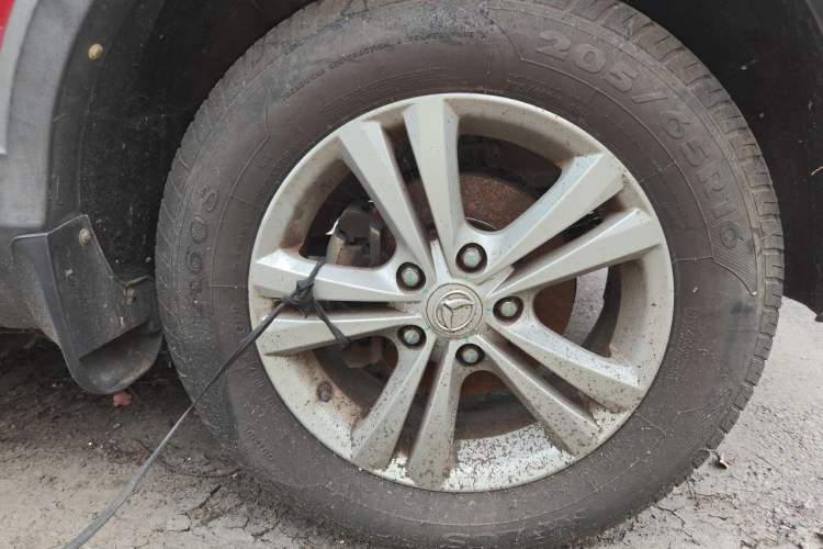 Used HYOSOW S3 2016 S3L 1.5L Manual Prestige Edition Right Front Wheel Hub