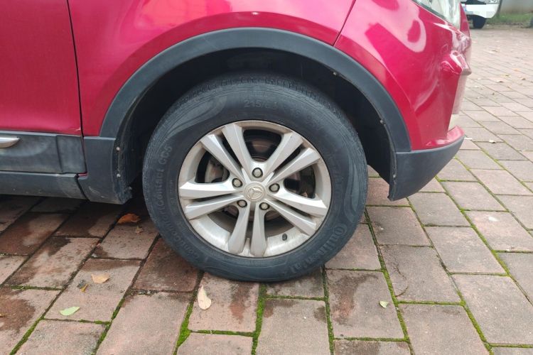 Used HYOSOW S3 2016 1.5L Manual Comfort Version China IV Emission Standard Right Front Wheel Hub