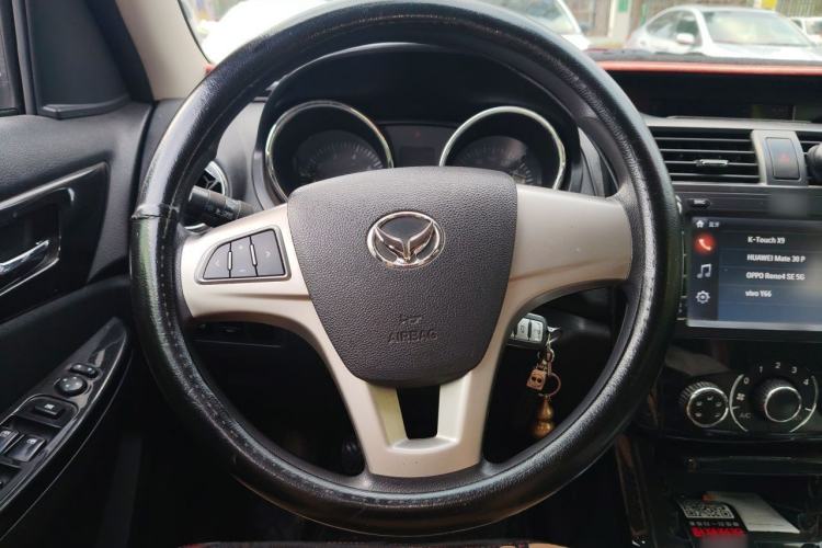 Used HYOSOW S3 2016 1.5L Manual Comfort Version China IV Emission Standard Steering Wheel
