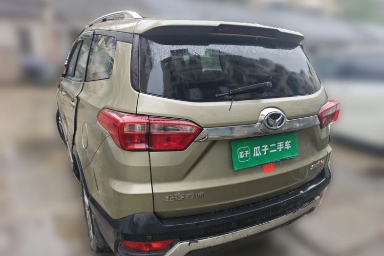 Used HYOSOW S3 2016 S3L 1.5L Manual Prestige Edition Rear Left 45 Deg