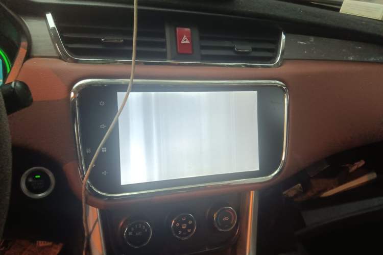Used HYOSOW S3 2016 S3L 1.5L Manual Prestige Edition Audio And AC Panel