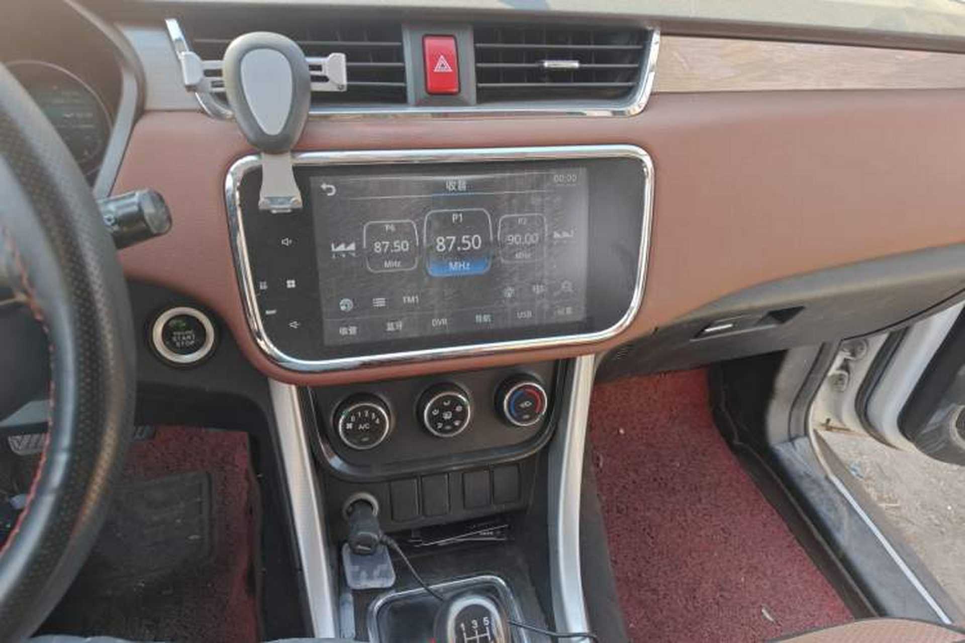 Used HYOSOW S3 2016 S3L 1.5L Manual Prestige Edition Audio And AC Panel