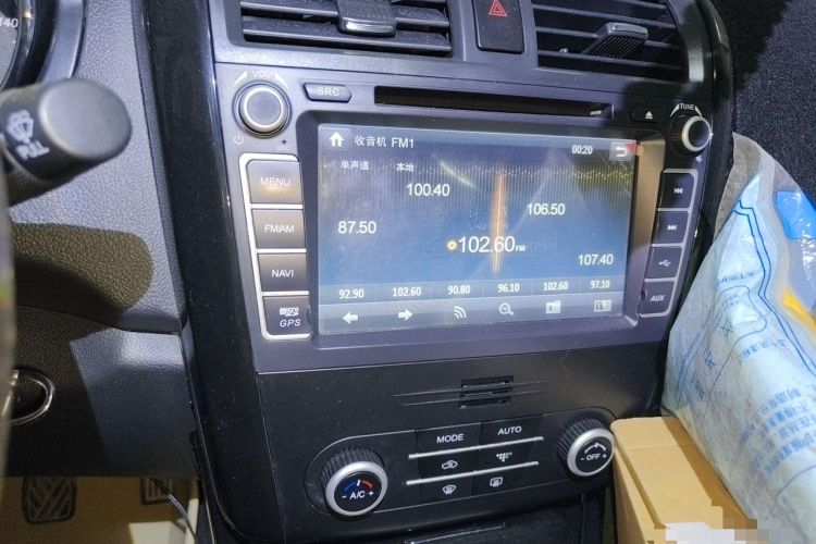 Used HYOSOW S3 2016 1.5L Manual Luxury Edition China IV Emission Standard Audio And AC Panel