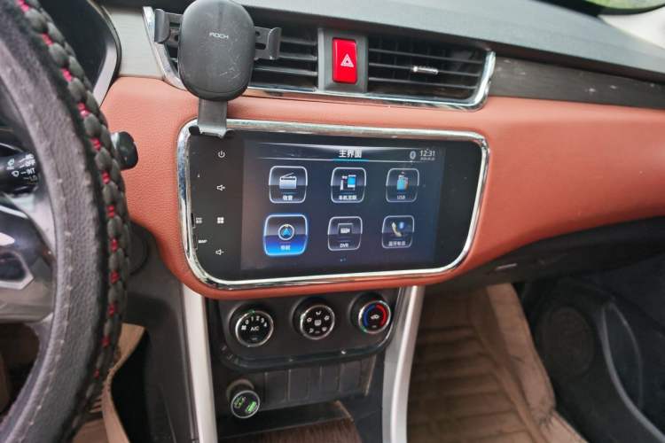 Used HYOSOW S3 2016 S3L 1.5L Manual Premium Edition Audio And AC Panel