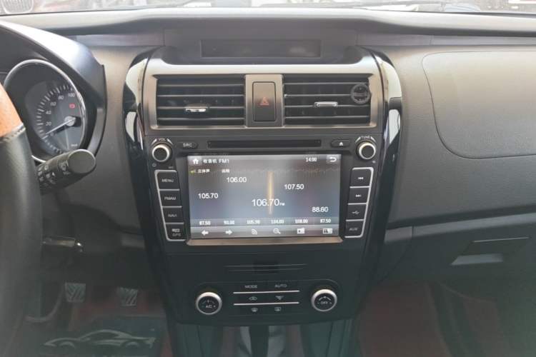 Used HYOSOW S3 2016 1.5L Manual Luxury Edition China IV Emission Standard Audio And AC Panel