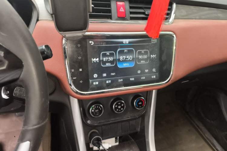 Used HYOSOW S3 2016 S3L 1.5L Manual Premium Edition Audio And AC Panel