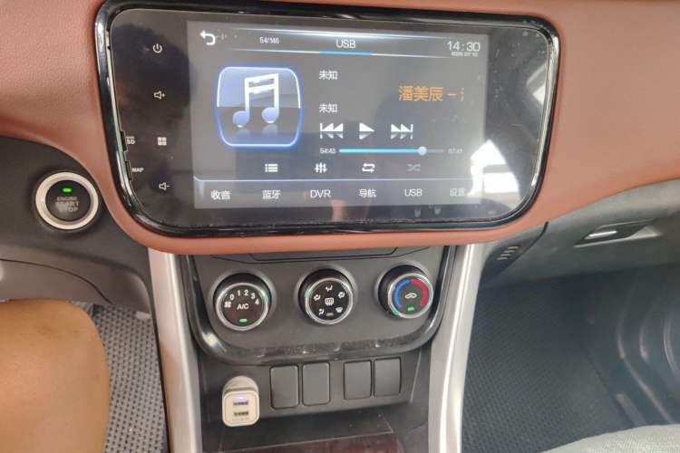 Used HYOSOW S3 2016 S3L 1.5L Manual Prestige Edition Audio And AC Panel