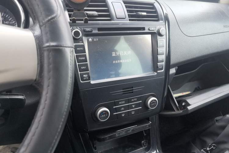 Used HYOSOW S3 2016 1.5L Manual Luxury Model China V Standard Audio And AC Panel
