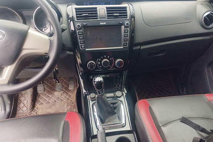 Used HYOSOW S3 2016 1.5L Manual Comfort Version China IV Emission Standard Audio And AC Panel