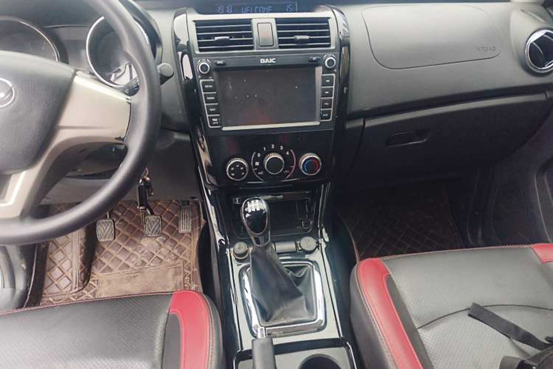 Used HYOSOW S3 2016 1.5L Manual Comfort Version China IV Emission Standard Audio And AC Panel