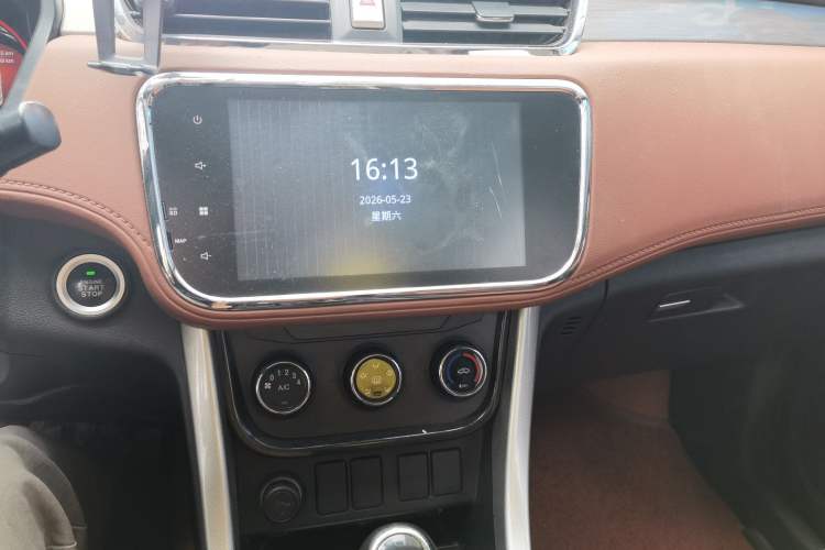 Used HYOSOW S3 2016 S3L 1.5L Manual Premium Edition Audio And AC Panel