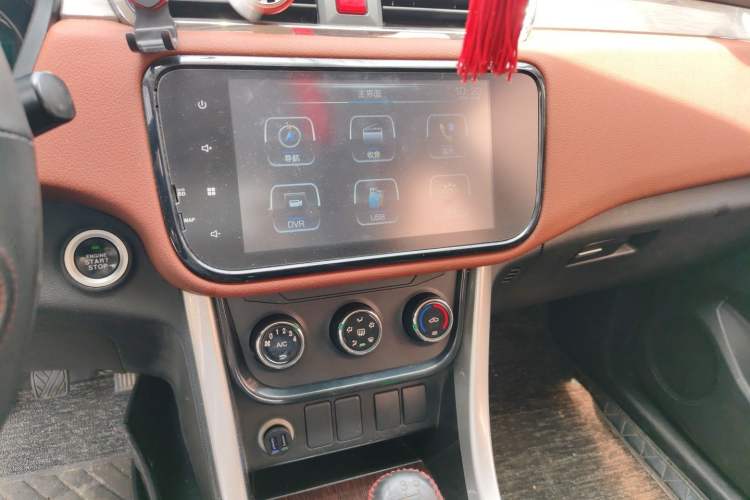 Used HYOSOW S3 2016 S3L 1.5L Manual Prestige Edition Audio And AC Panel