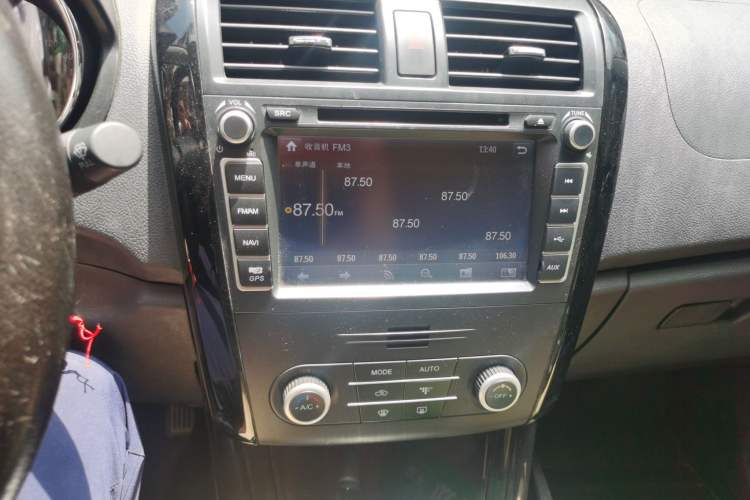 Used HYOSOW S3 2016 1.5L Manual Luxury Edition China IV Emission Standard Audio And AC Panel