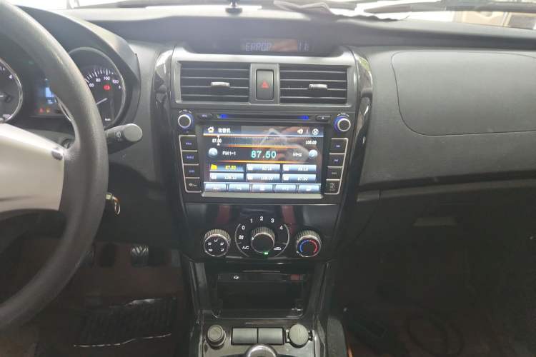 Used HYOSOW S3 2016 1.5L Manual Entrepreneurship Model Audio And AC Panel