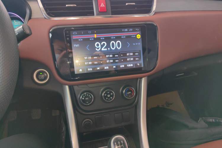 Used HYOSOW S3 2016 S3L 1.5L Manual Prestige Edition Audio And AC Panel