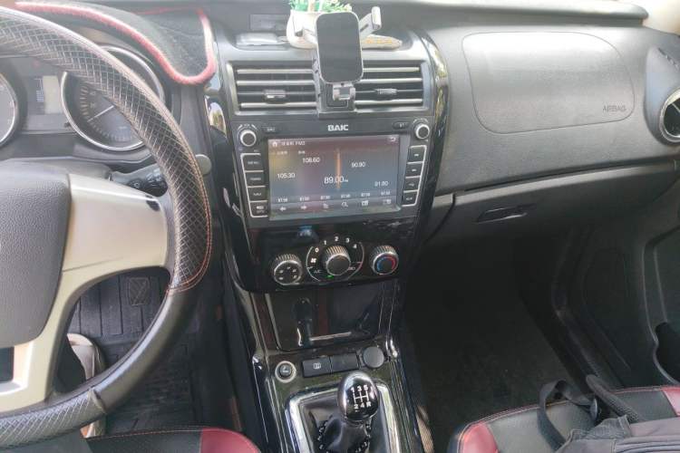 Used HYOSOW S3 2016 1.5L Manual Comfort Version China IV Emission Standard Audio And AC Panel
