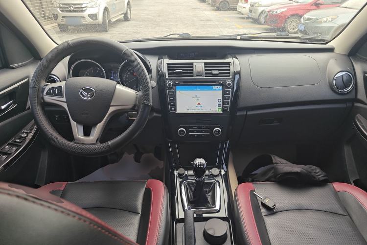 Used HYOSOW S3 2016 1.5L Manual Luxury Edition China IV Emission Standard Center Console