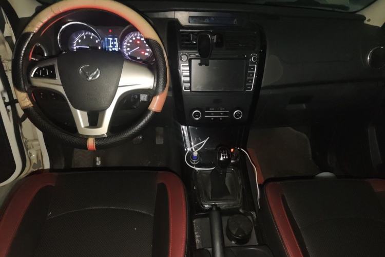 Used HYOSOW S3 2016 1.5L Manual Luxury Model China V Standard Center Console
