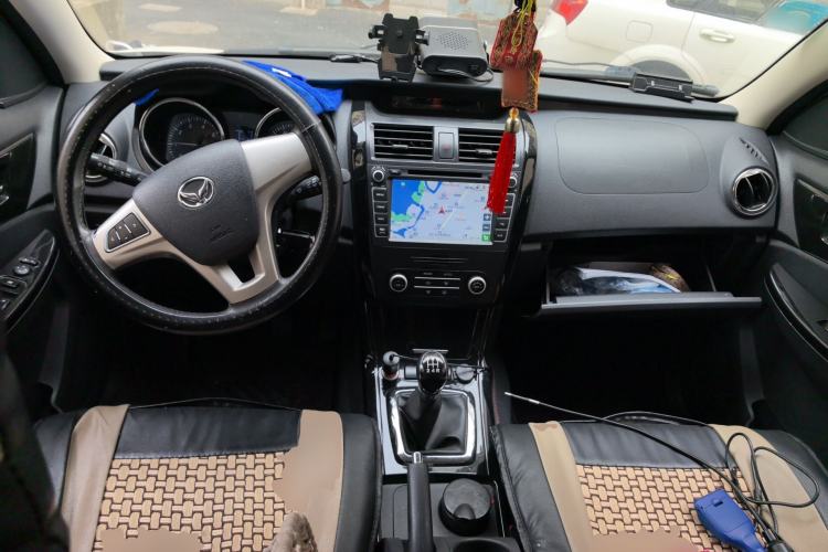 Used HYOSOW S3 2016 1.5L Manual Luxury Edition China IV Emission Standard Center Console