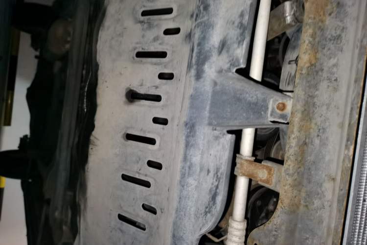 Used HYOSOW S3 2016 1.5L Manual Comfort Version China IV Emission Standard Chassis Front