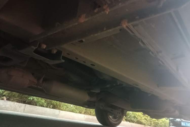 Used HYOSOW S3 2016 S3L 1.5L Manual Prestige Edition Chassis Front Left