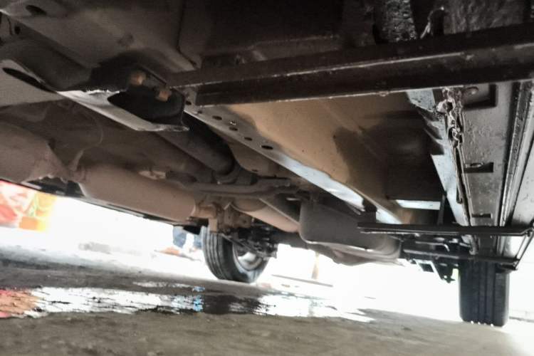 Used HYOSOW S3 2016 1.5L Manual Luxury Edition China IV Emission Standard Chassis Front Left