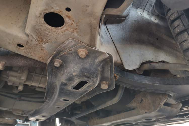 Used HYOSOW S3 2016 1.5L Manual Comfort Version China IV Emission Standard Chassis Front Left